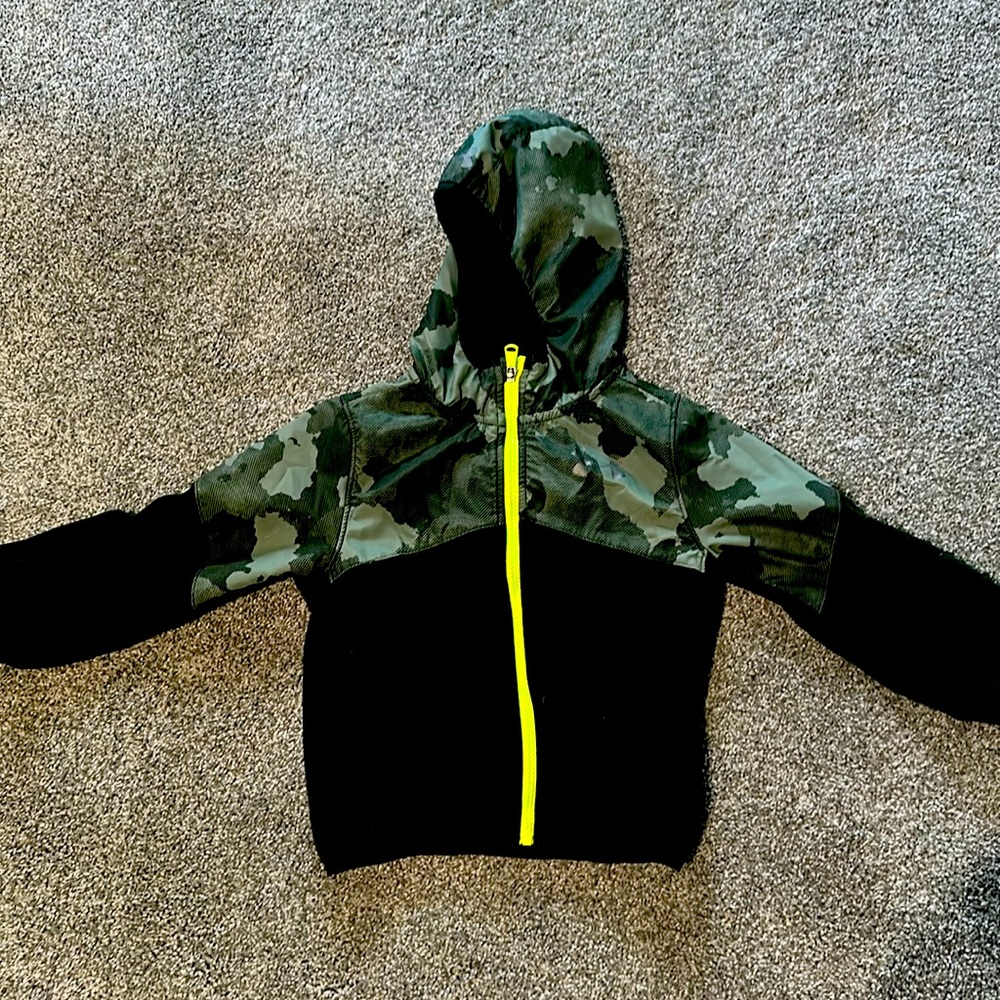Under Armour boys camo jacket.  Size 5